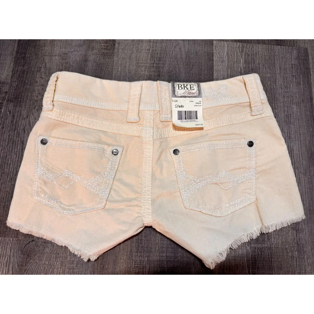 BKE Stella Corduroy Shorts Cream Super Low Rise Slim Fit NWT Size 25 - Picture 3 of 4